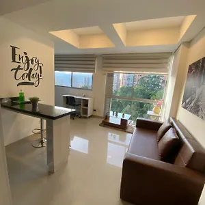 https://apartasuite-moderna-en-el-corazn-del-poblado-medelln.colombiamedellinhotels.com